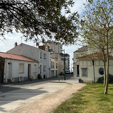 Semesterbostad Maison De Proche *